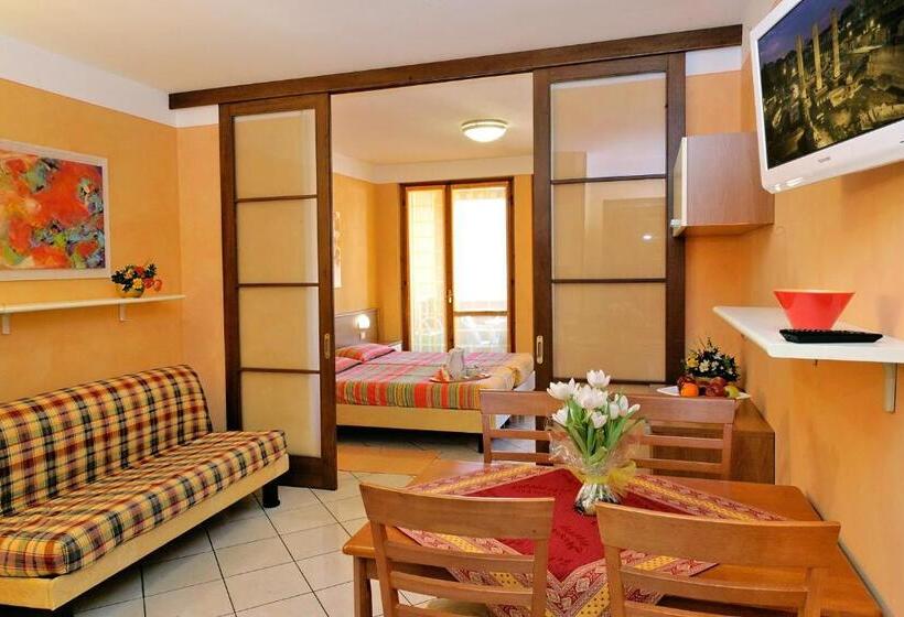 Blue Lake Residence   Bardolino