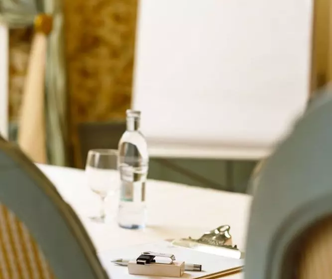 Hotelli Château Amade