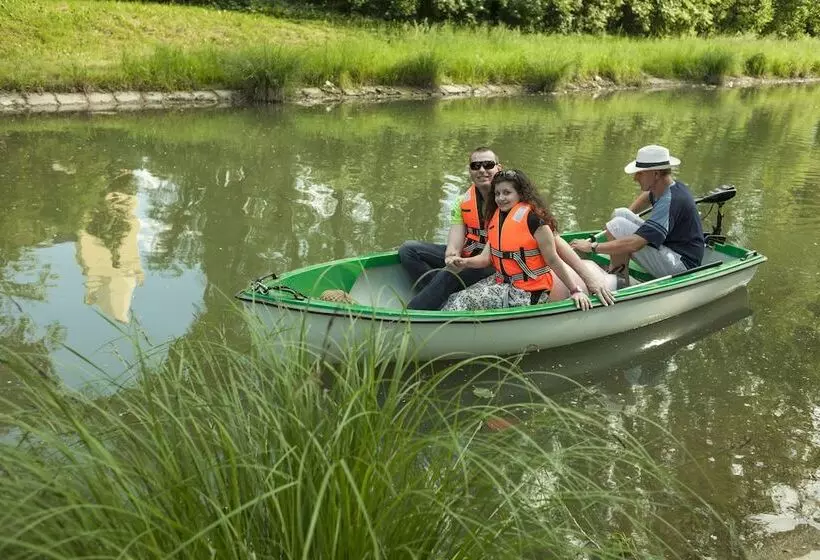 Hotelli Château Amade