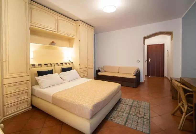 Kalamarina Rooms