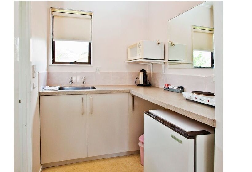 Мотель Monument Motor Lodge Papakura