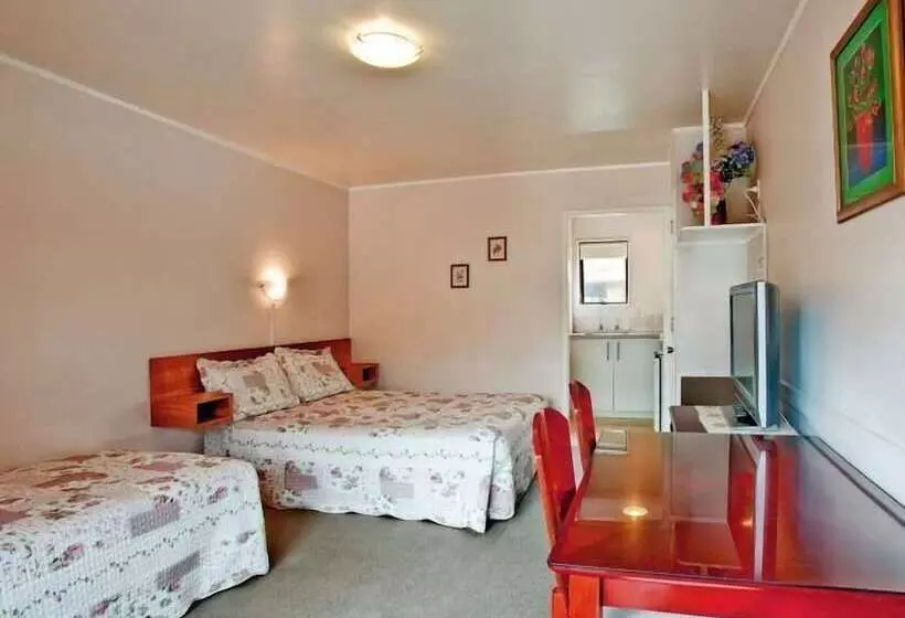 Motelli Monument Motor Lodge Papakura