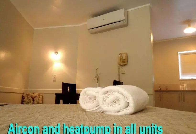 Motelli Monument Motor Lodge Papakura