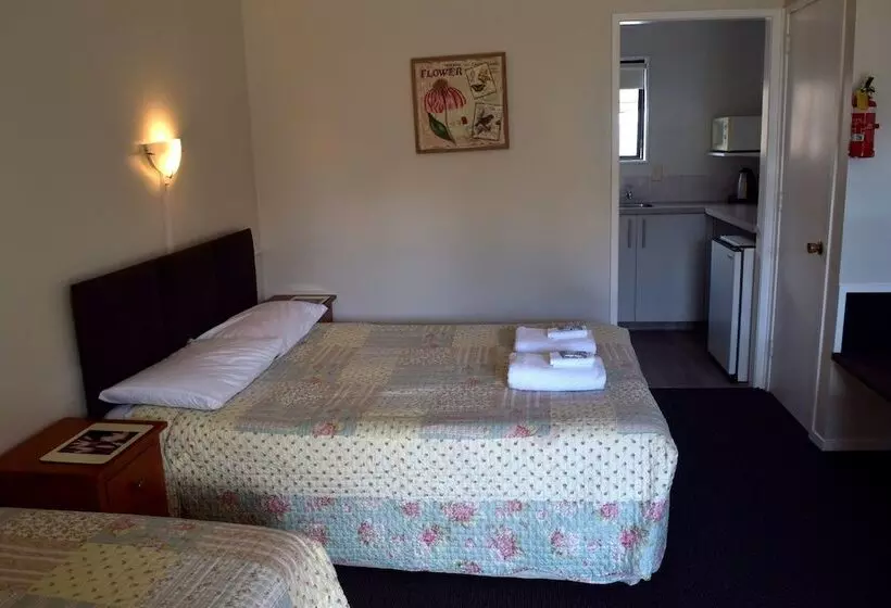 Motelli Monument Motor Lodge Papakura