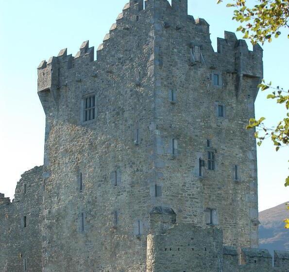 The Grove Lodge Guesthouse