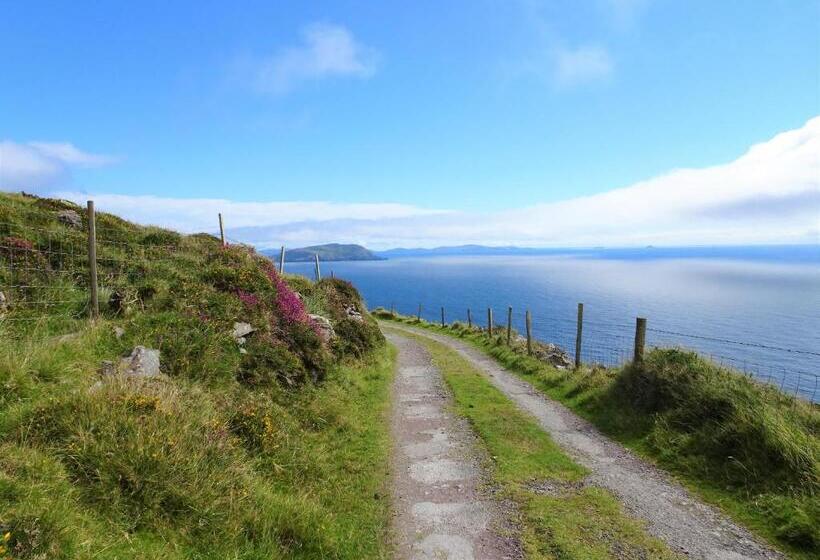 The Grove Lodge Guesthouse