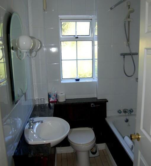 The Grove Lodge Guesthouse