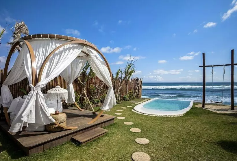 Bubble Hotel Bali Nyang Nyang Glamping
