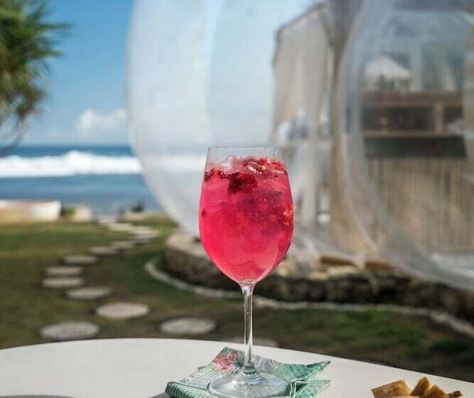 Bubble Hotel Bali Nyang Nyang Glamping