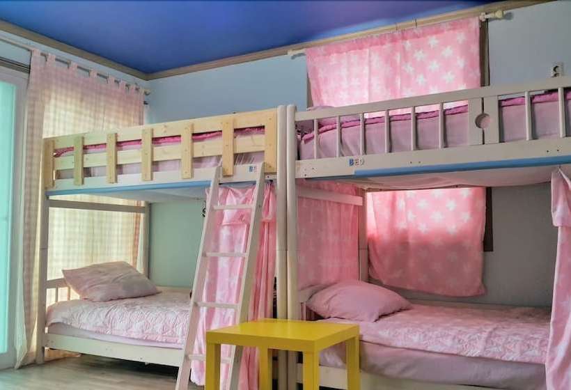 Cool Cool House Hostel