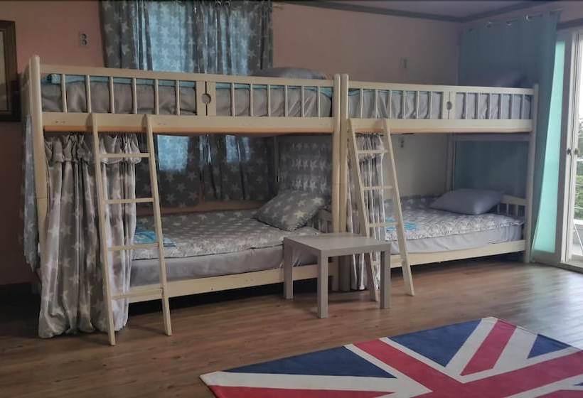 Cool Cool House Hostel