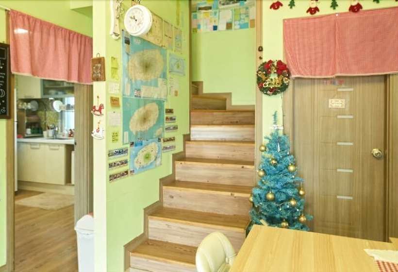 Cool Cool House Hostel