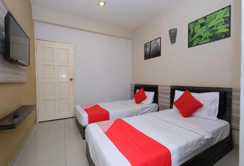 Heaven Hill Hotel 1 By Oyo Rooms