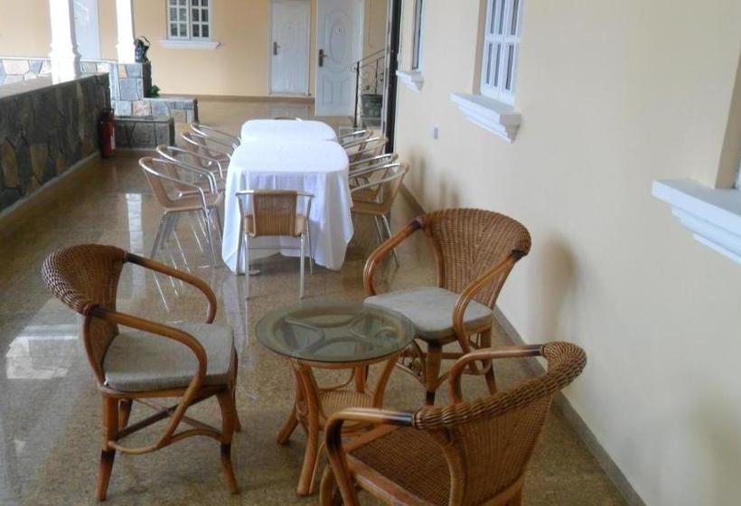 Hotel Auberge Les Lilas