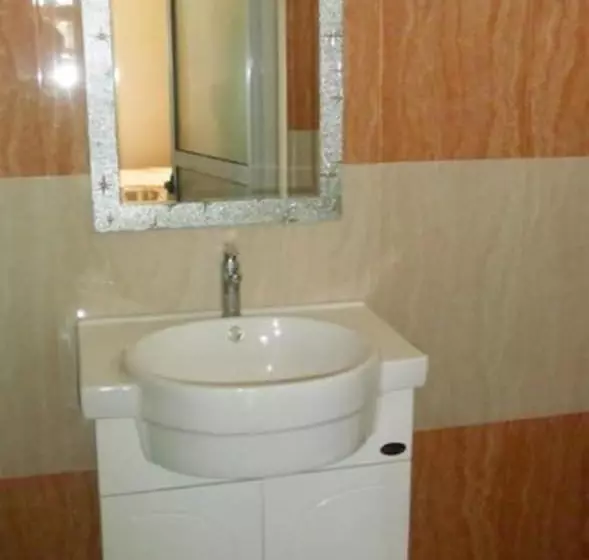 هتل Auberge Les Lilas