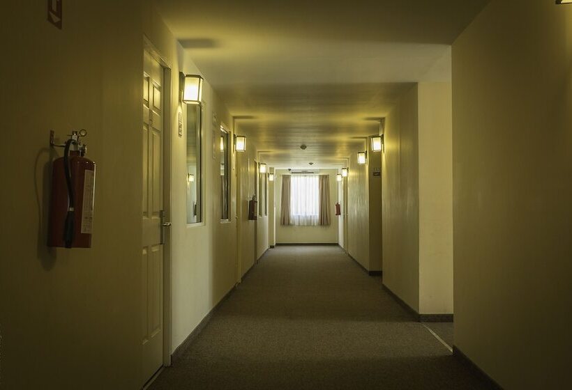 Отель Bonitto Inn® Tampico Aeropuerto