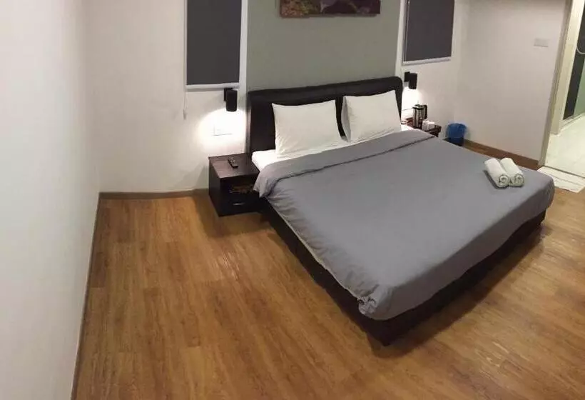 هتل Carlton Inn Bukit Ubi