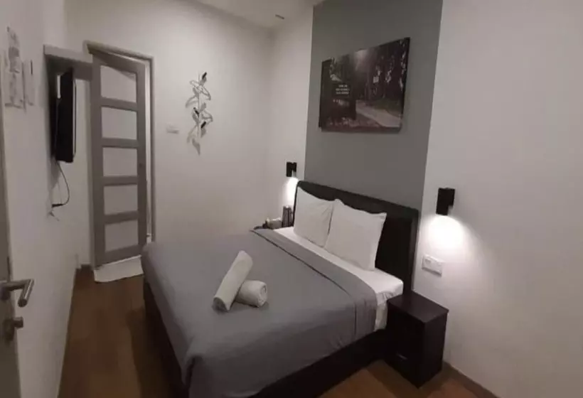 هتل Carlton Inn Bukit Ubi