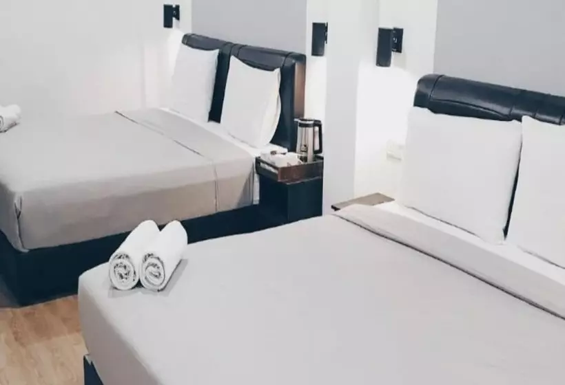 هتل Carlton Inn Bukit Ubi