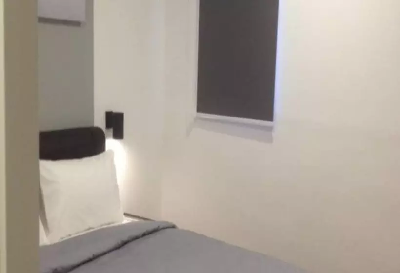 هتل Carlton Inn Bukit Ubi