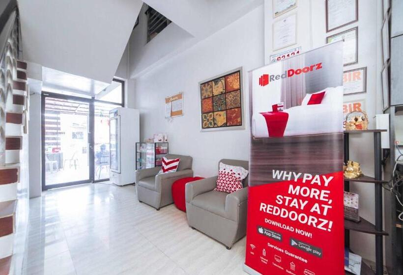 酒店 Reddoorz Near G Mall Bajada