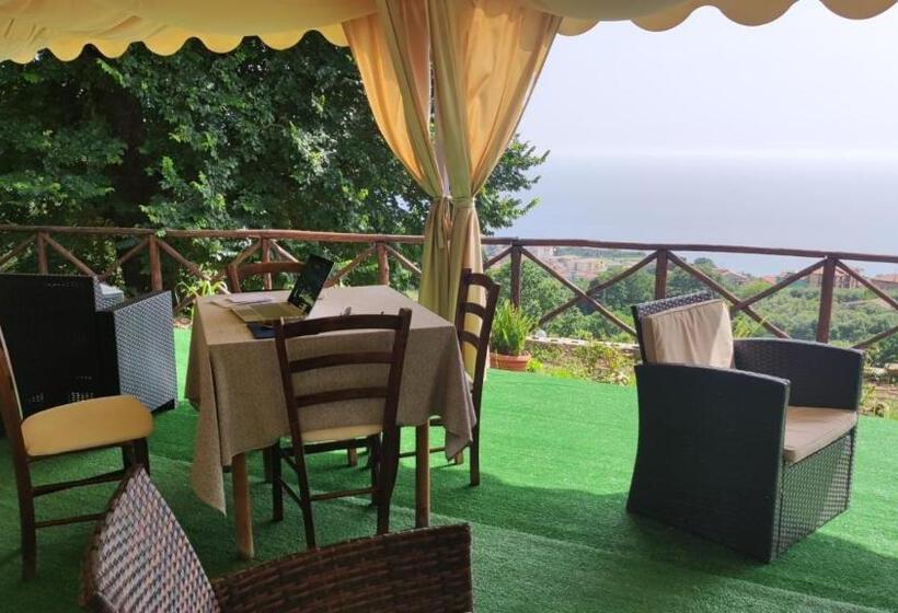 Сельский отель La Focazza