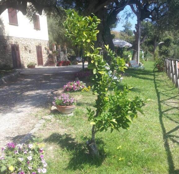 Сельский отель La Focazza