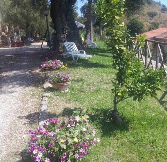 Сельский отель La Focazza