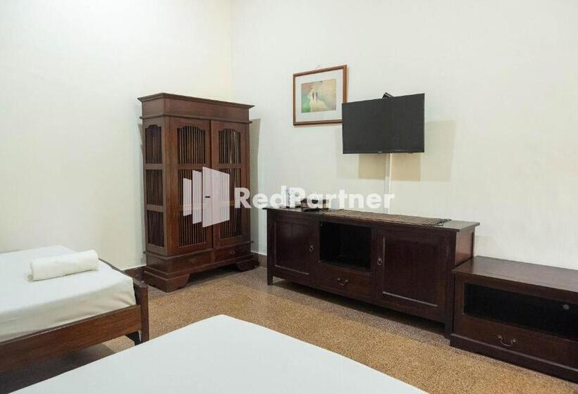 פנסיון Monginsidi Guest House Syariah Malioboro Yogyakarta Mitra Reddoorz