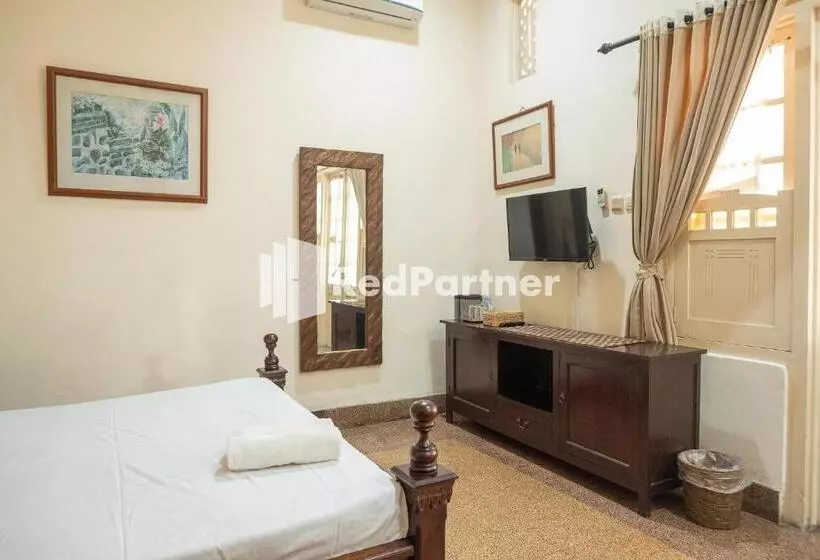 ペンション Monginsidi Guest House Syariah Malioboro Yogyakarta Mitra Reddoorz