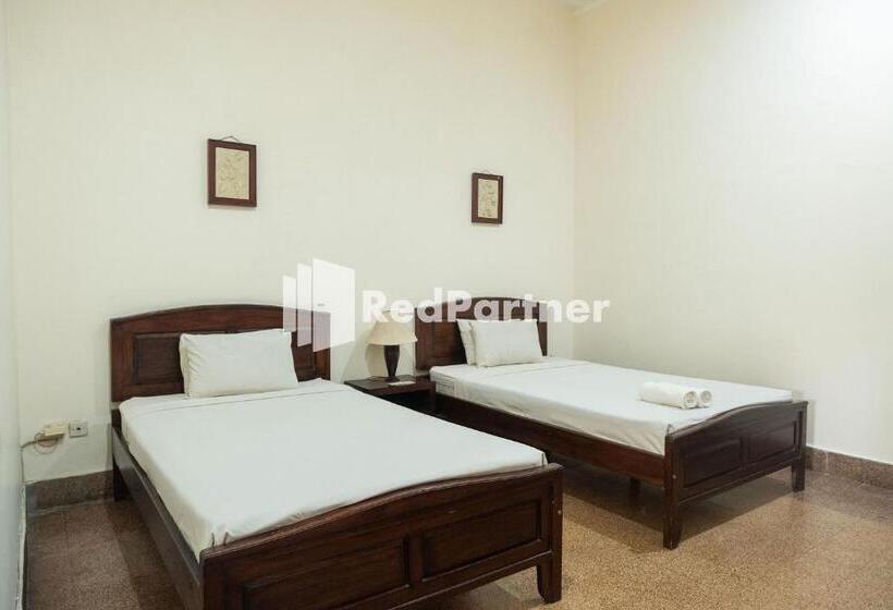 פנסיון Monginsidi Guest House Syariah Malioboro Yogyakarta Mitra Reddoorz