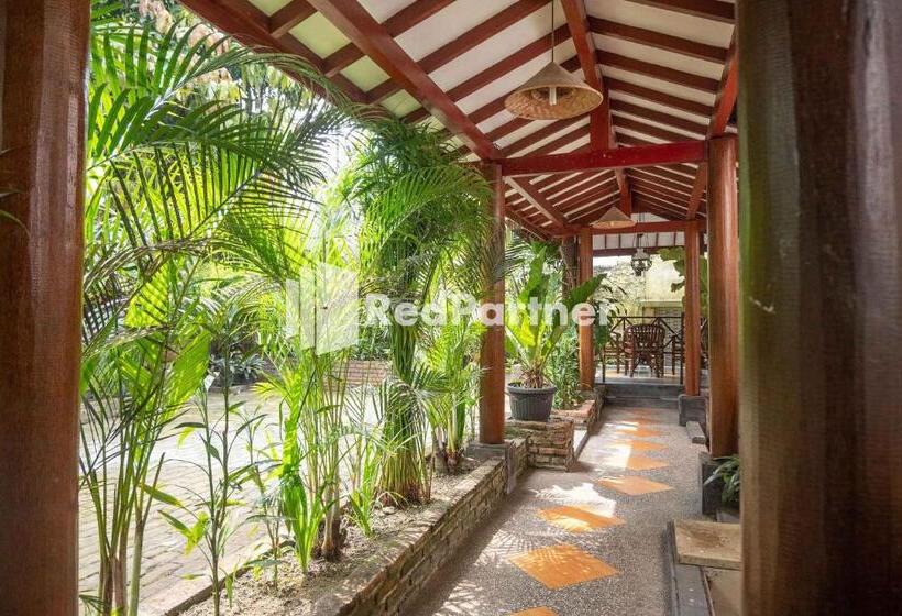 פנסיון Monginsidi Guest House Syariah Malioboro Yogyakarta Mitra Reddoorz