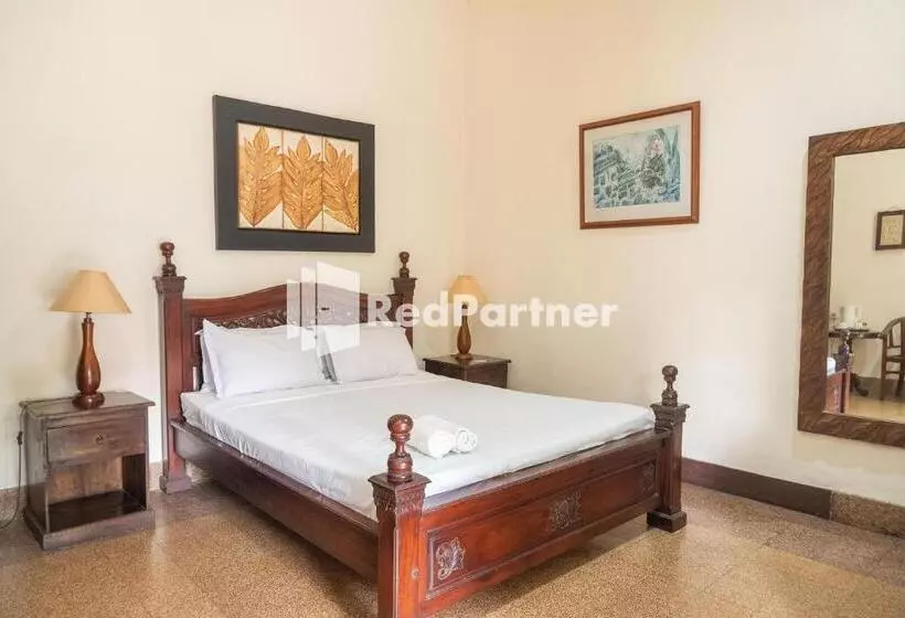 ペンション Monginsidi Guest House Syariah Malioboro Yogyakarta Mitra Reddoorz