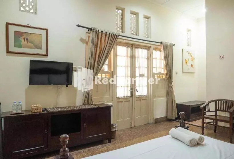 ペンション Monginsidi Guest House Syariah Malioboro Yogyakarta Mitra Reddoorz