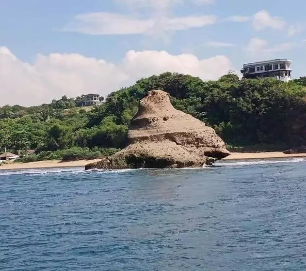 Majatalo Purple Guesthouse