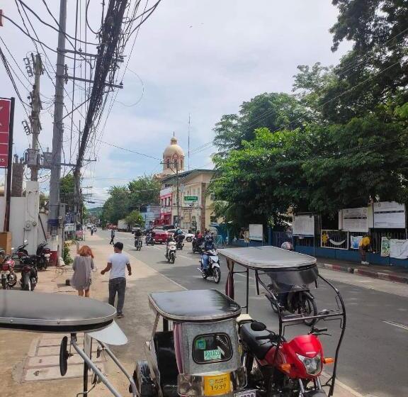 ペンション Purple Guesthouse