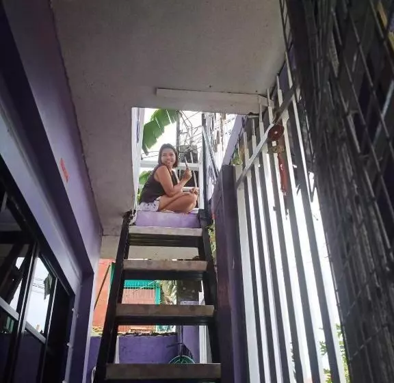 Majatalo Purple Guesthouse