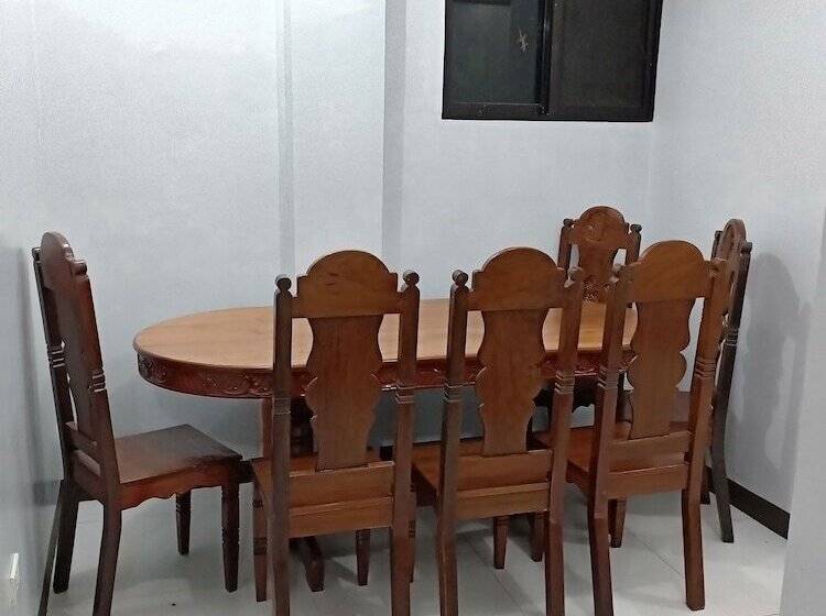 호스텔 Coron Backpacker Guesthouse