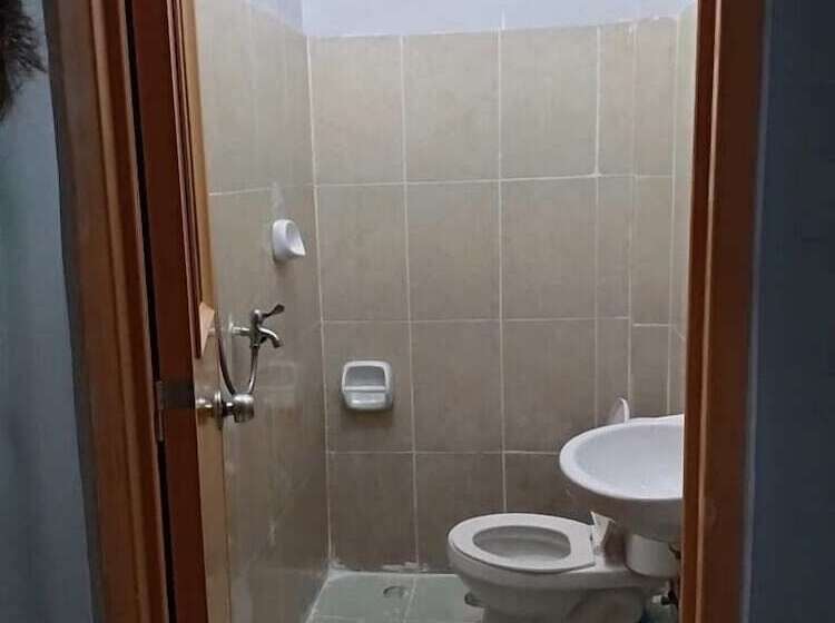 호스텔 Coron Backpacker Guesthouse