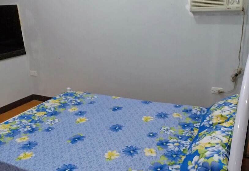 호스텔 Coron Backpacker Guesthouse