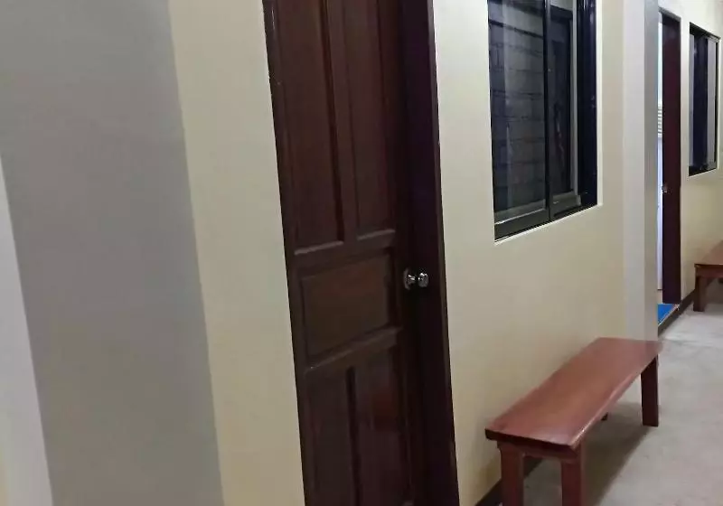 Herberge Coron Backpacker Guesthouse