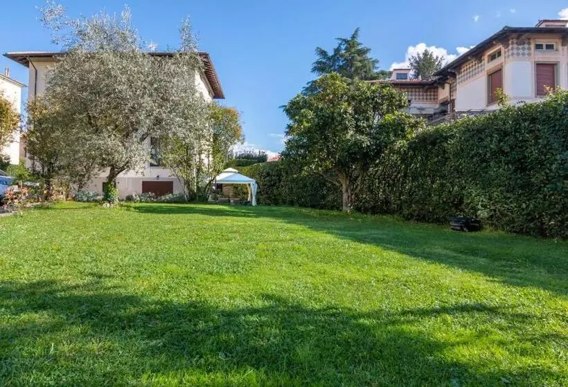 تختخواب و صبحانه Villa Ricci Suites