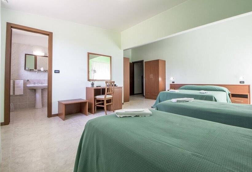 פונדק Poggio Active