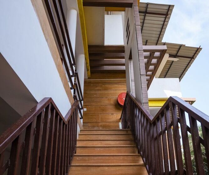 Hotel Amora S Beach Resort