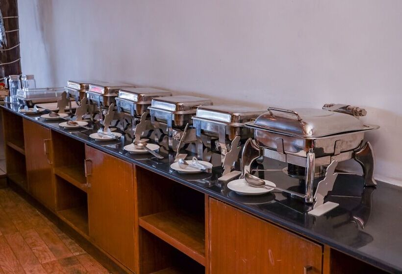 Hotel Amora S Beach Resort