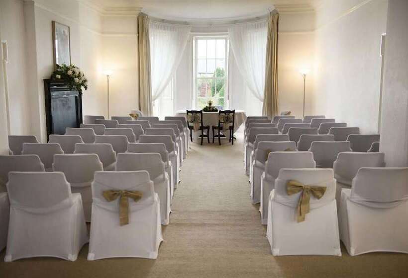 هتل Butler House & Garden