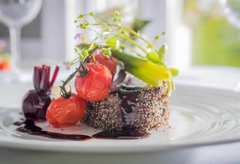 هتل Butler House & Garden