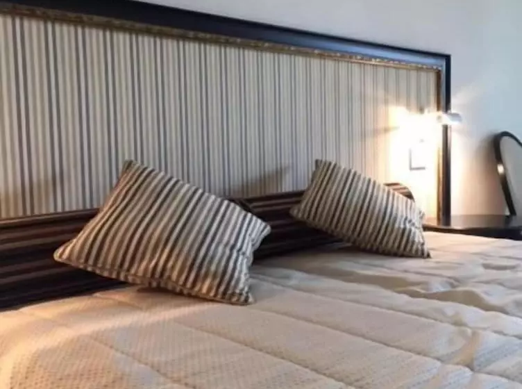 Hotelli Camere Il Groglio