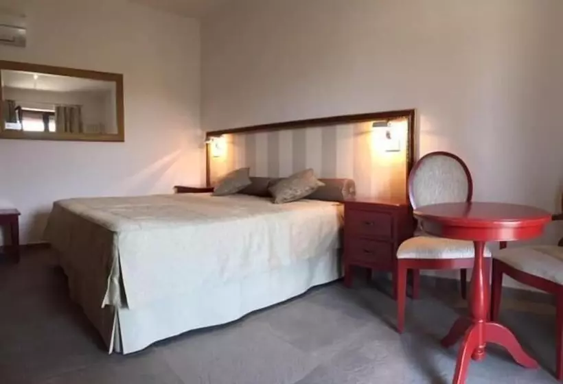 Hotelli Camere Il Groglio