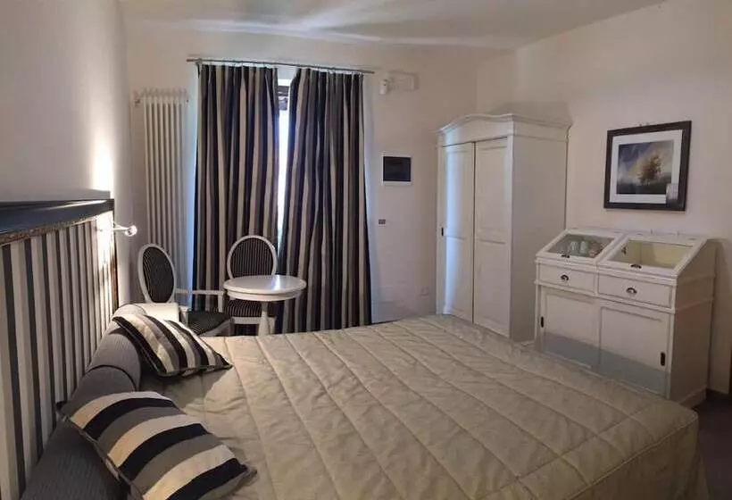 Hotelli Camere Il Groglio